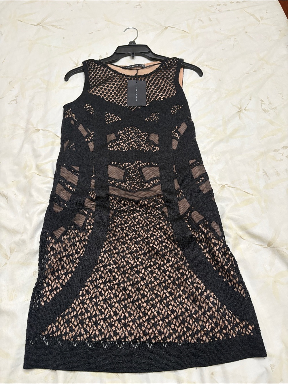 Zara Woman Black Crochet Overlay with Nude Lining - Picture 3 of 4